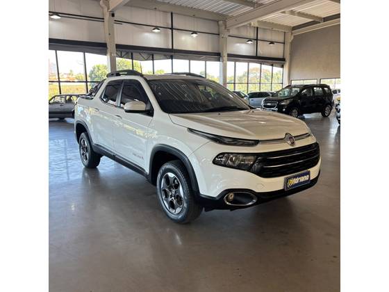 FIAT TORO 1.8 16V EVO FLEX FREEDOM OPEN EDITION AT6 FIAT TORO 1.8 16V EVO FLEX FREEDOM OPEN EDITION AT6